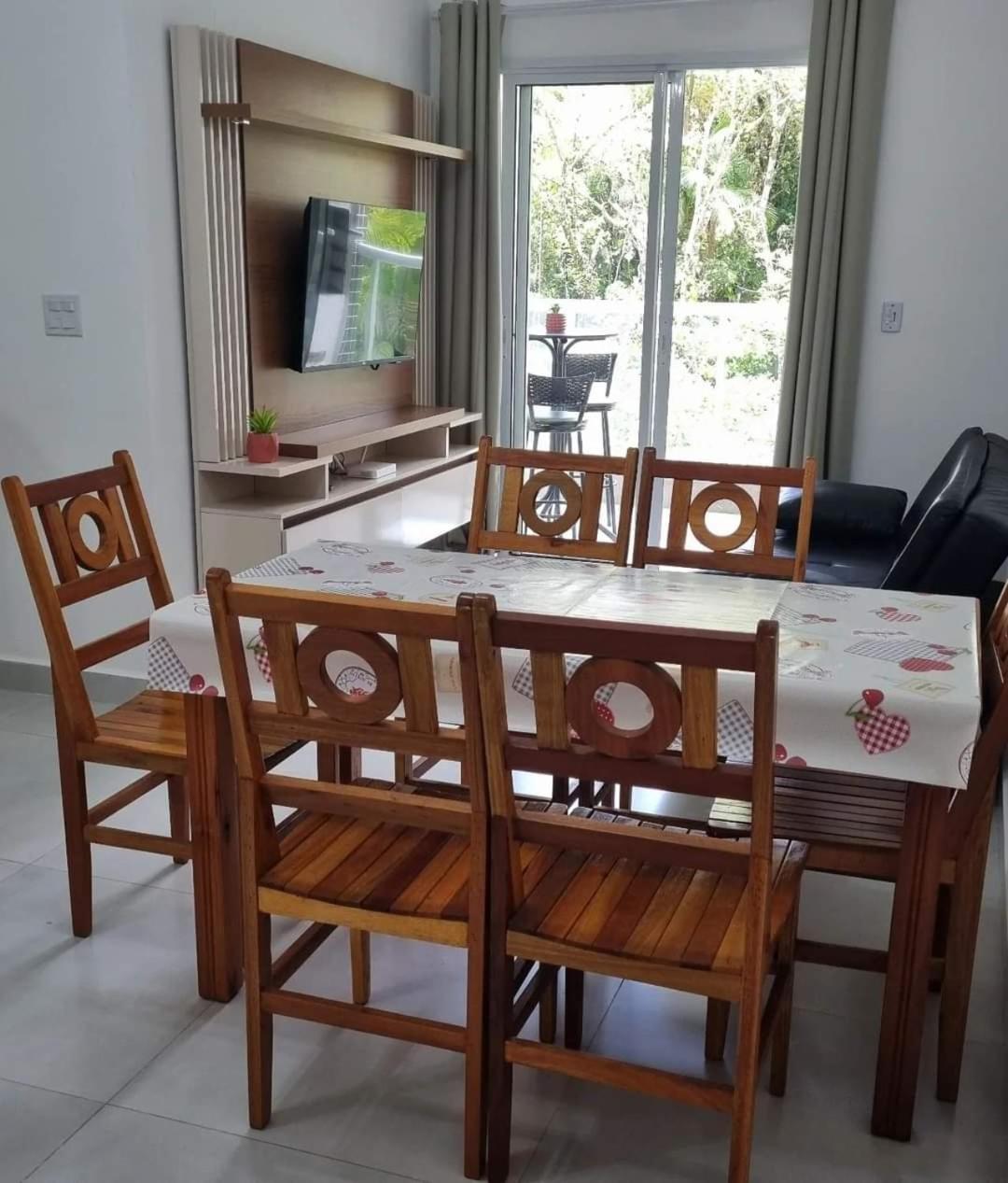 Rachella House * Ubatuba